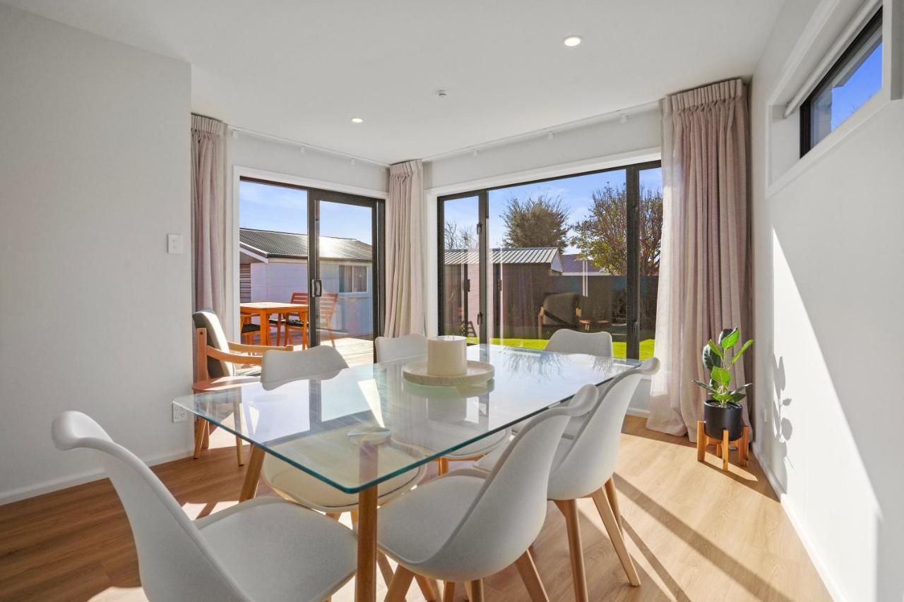 Private, Family-Friendly Home, 4Br By Airport & Free Parking Крайстчърч Екстериор снимка